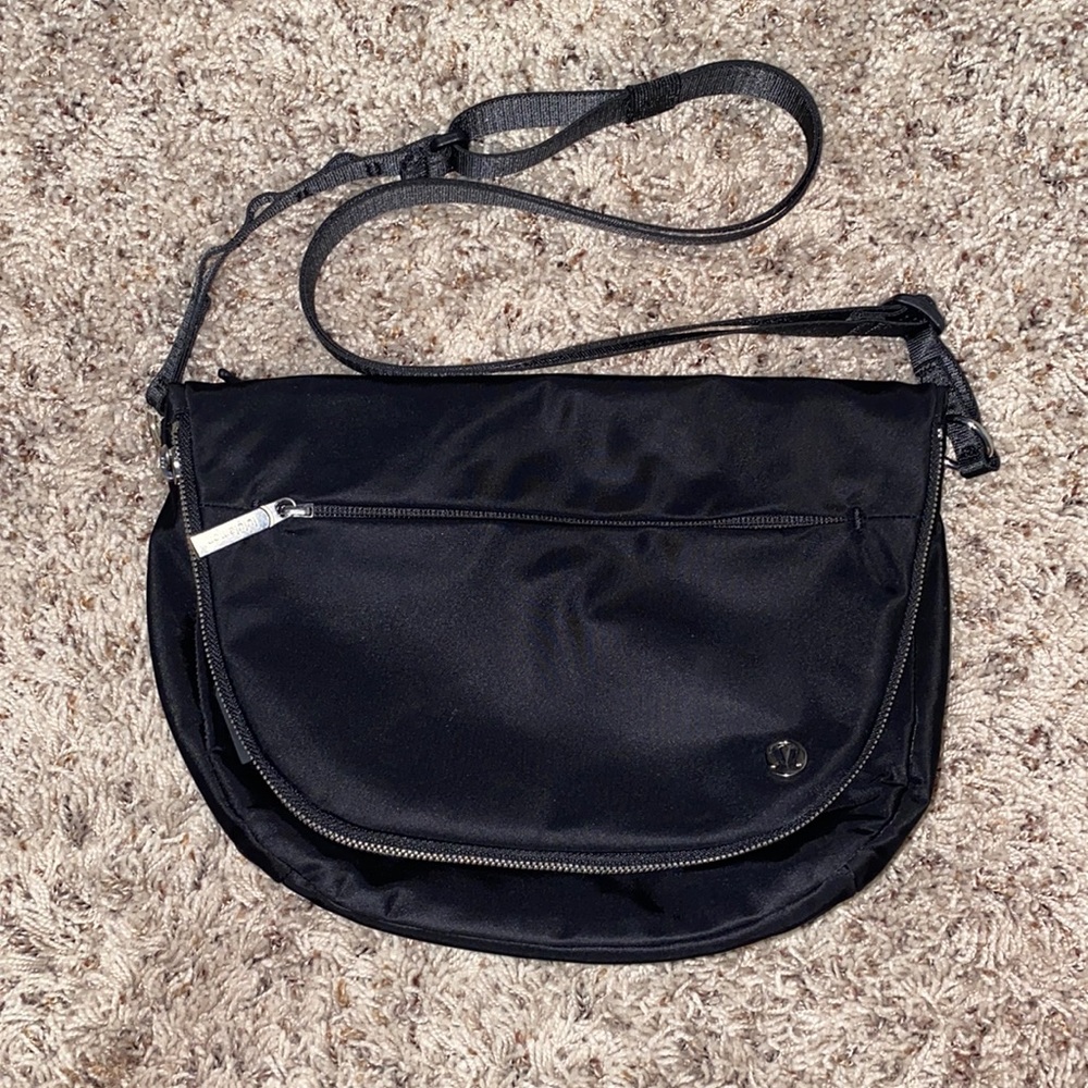 Lululemon All Night Festival Bag 5L
